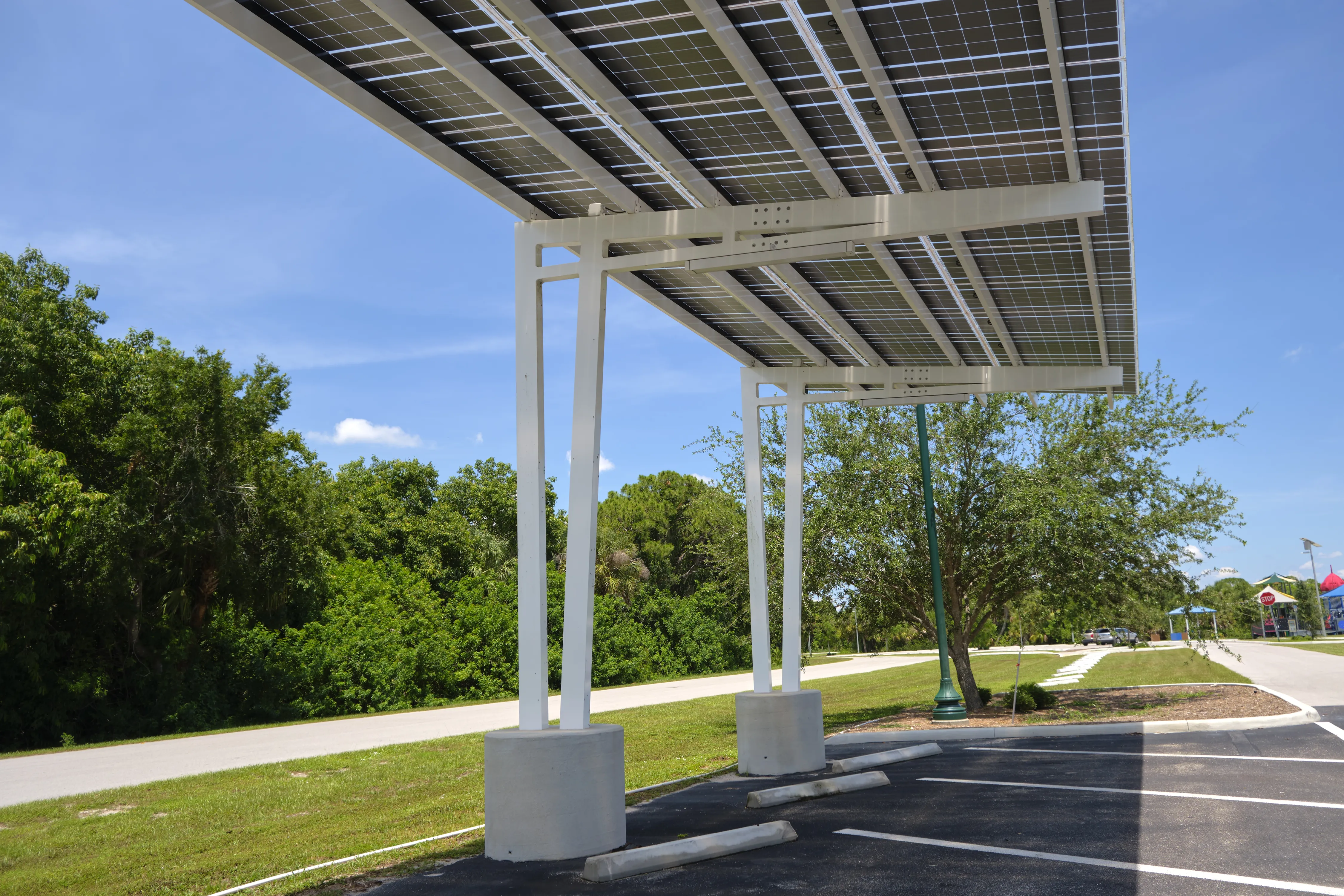 Image installation carport solaire 3 carport solaire 13